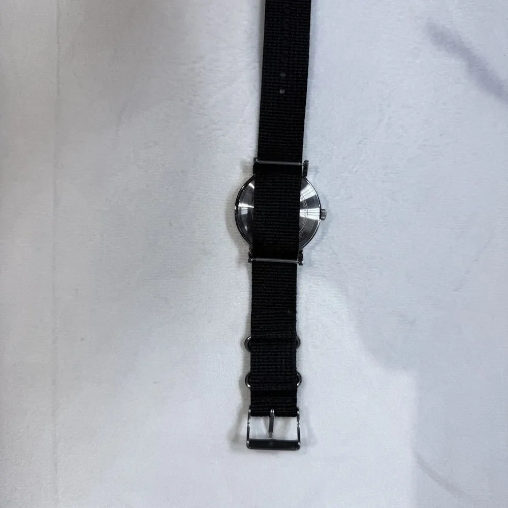 TIMEX Indiglo Men's Wrist‎ Watch 30 Meters Stainless Steel NEW